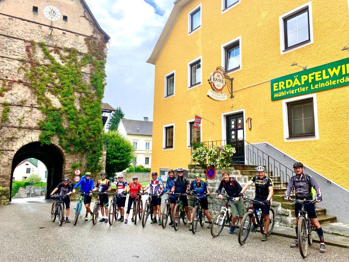 Gasthof 'Zum Alten Turm' Haslach an der Mühl المظهر الخارجي الصورة
